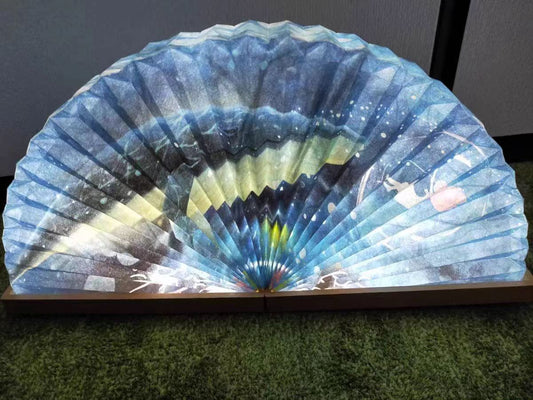 Buy our folding fan-shaped night light for your home | the Nice Bazaar