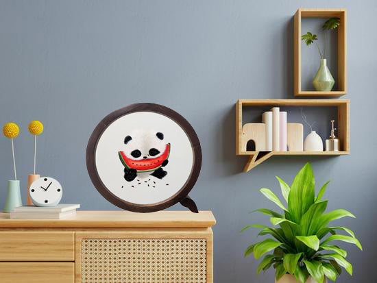 The magic of Chinese double-sided embroidery.